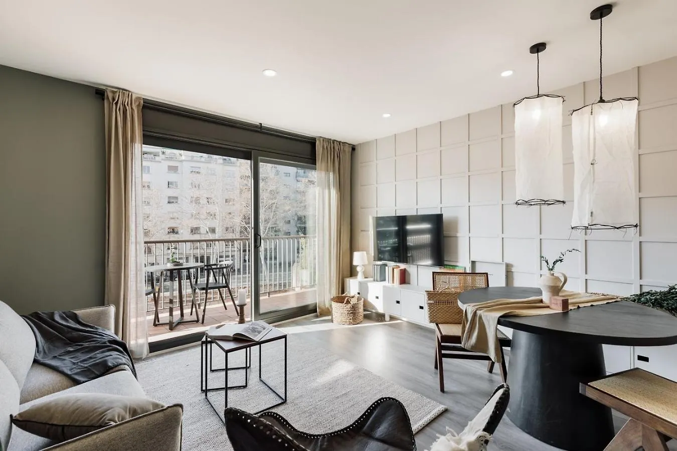 Oreneta - 1 Bedroom And Pool In Les Corts Barcelona